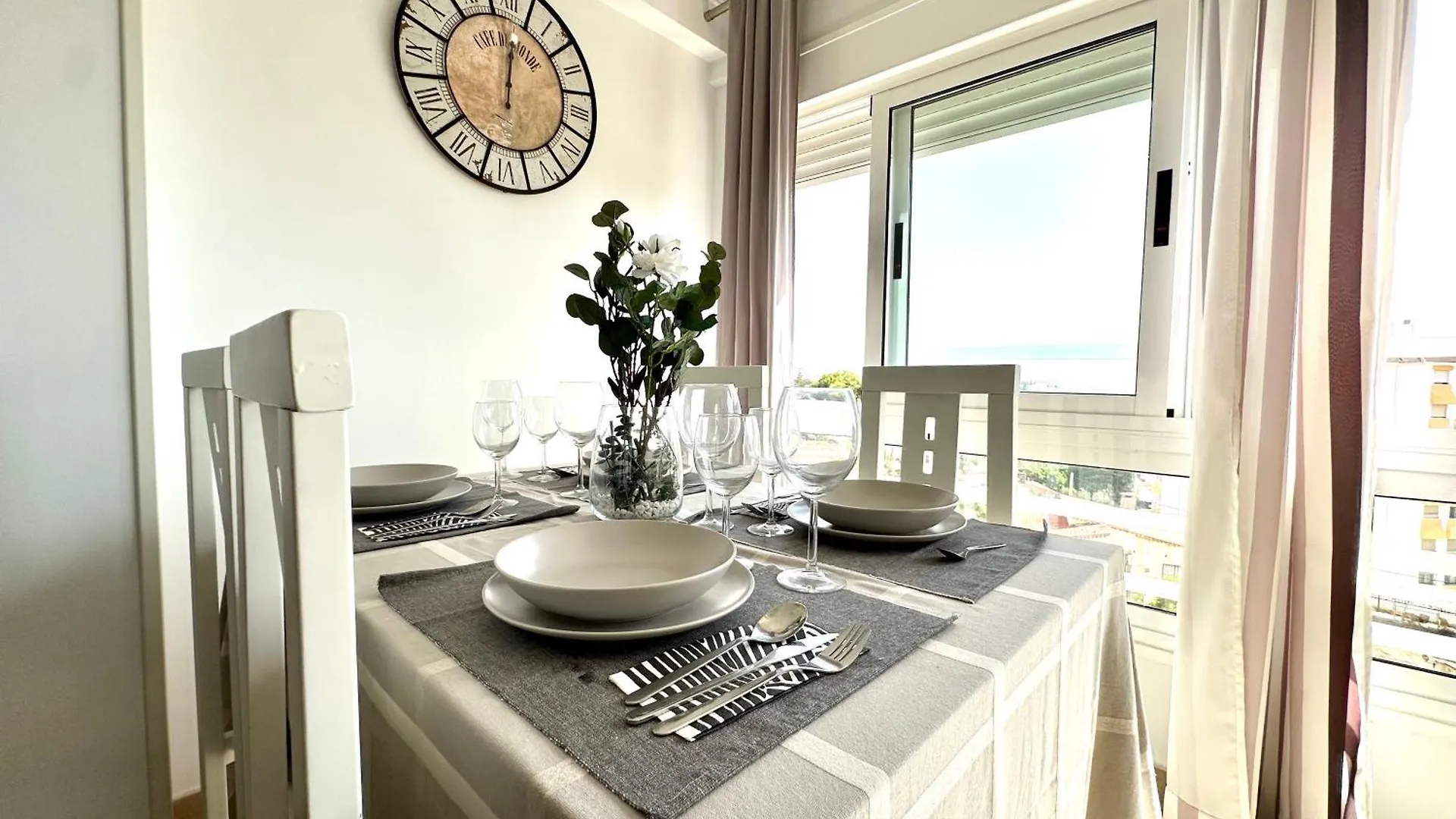 Ter - Encantador Apartamento 2 Hab - Piscina- Wifi - Vistas Mar Benalmadena 0*,  Spain